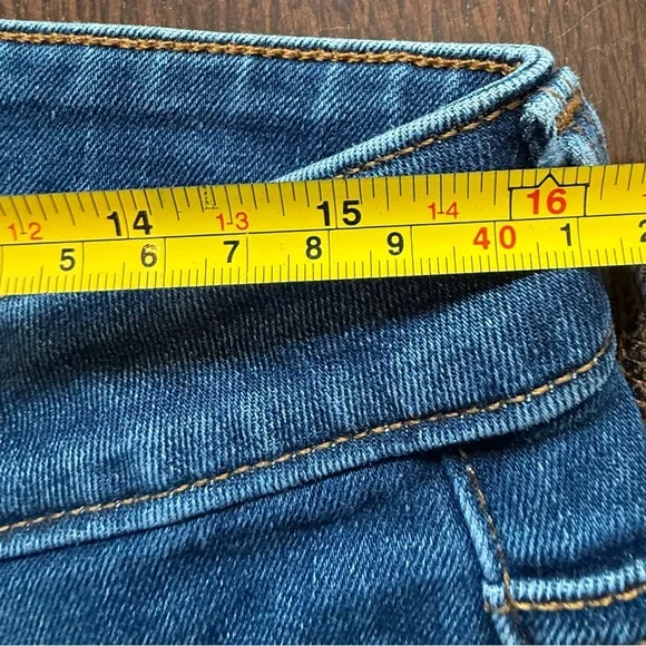 Old Navy Women's Power Straight Leg Blue Jeans 12 long - Picture 5 of 7